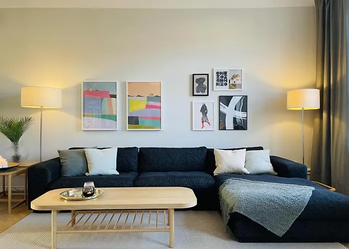 Trendy And Light 2 Room Apartment In Sofo, 65Sqm
